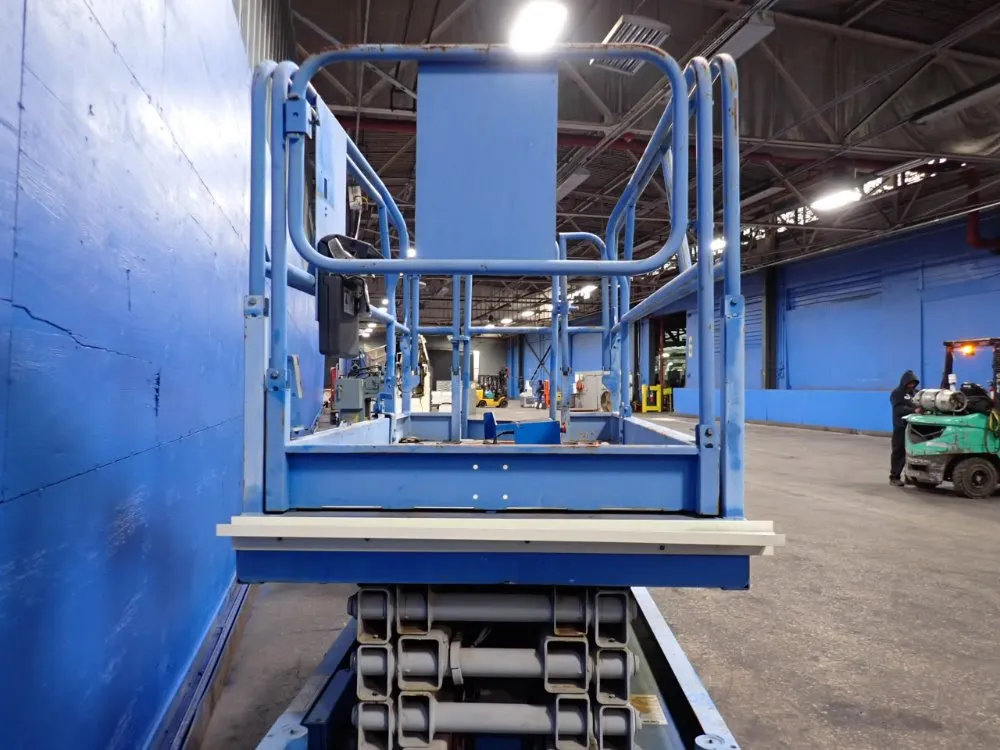 Genie 1000 Lbs Scissor Lift - Gs-2646