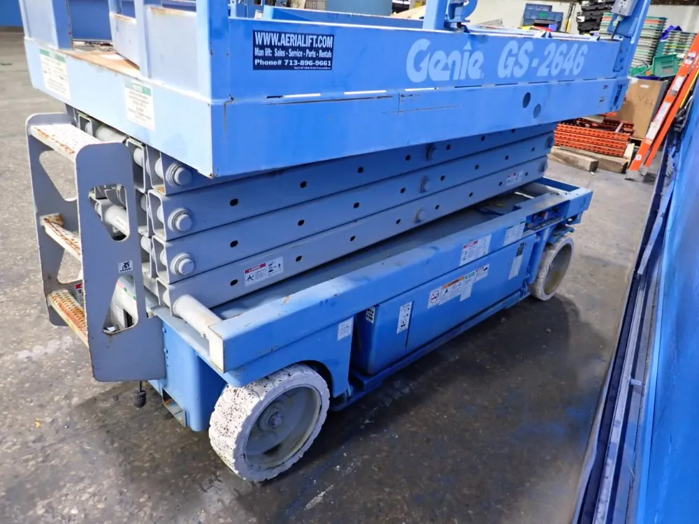 Genie 1000 Lbs Scissor Lift - Gs-2646