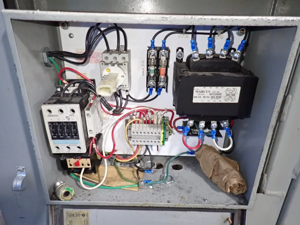 Cobra Saw 22" Throat Vertical Band Saw