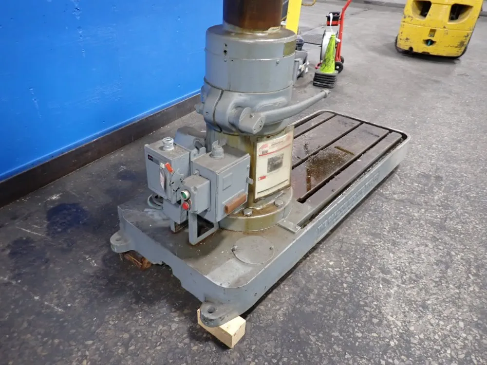 The Carlton Machine Tool Co 4' X 9" Radial Arm Drill