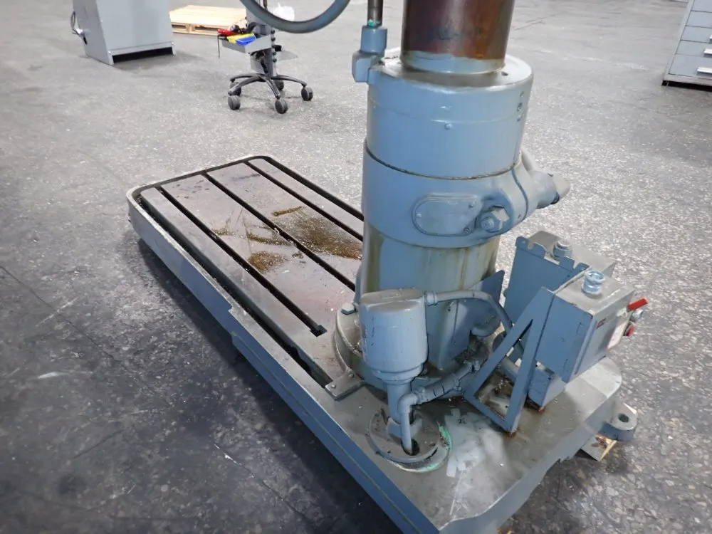 The Carlton Machine Tool Co 4' X 9" Radial Arm Drill
