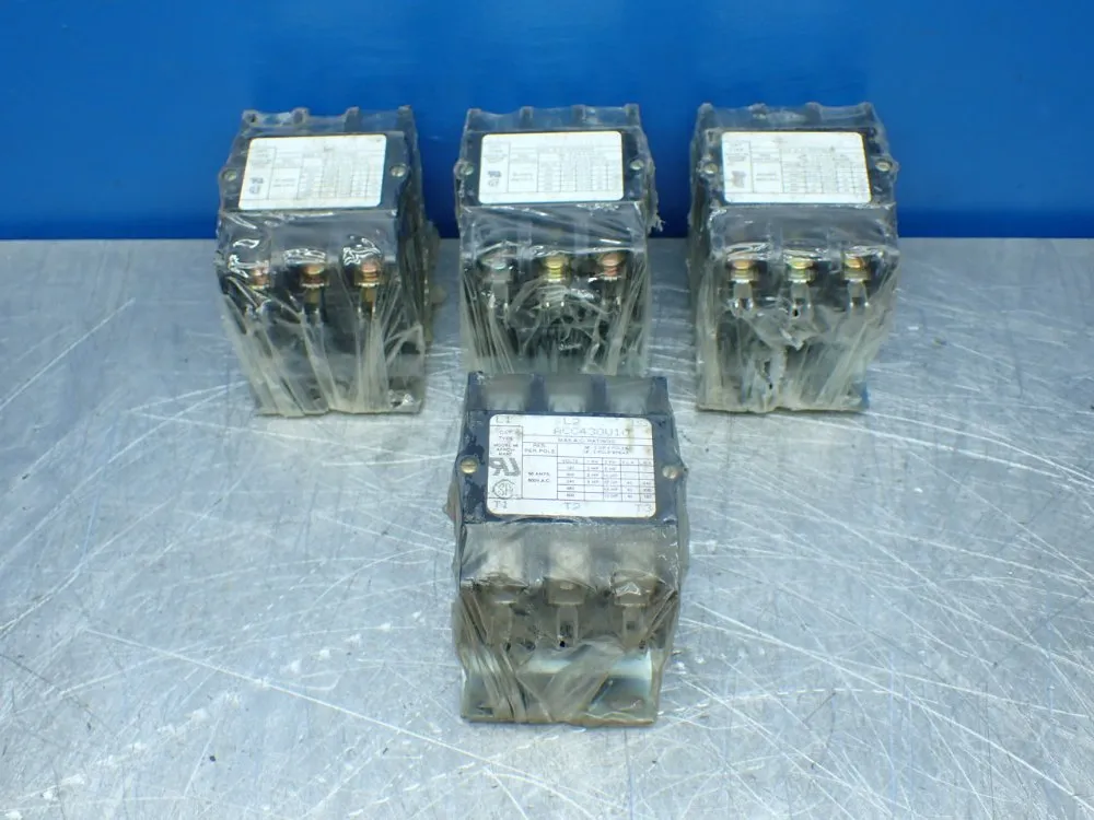 Arrow Hart 4pcs Arrow Hart Contactor Lot (3x)acc330v10 & Acc430v10 - Acc43uv10