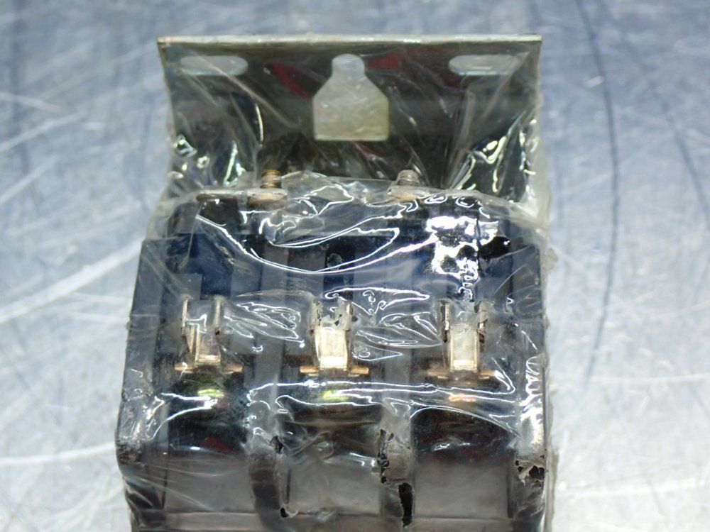 Arrow Hart Definite Purpose Contactor - Acc330u10