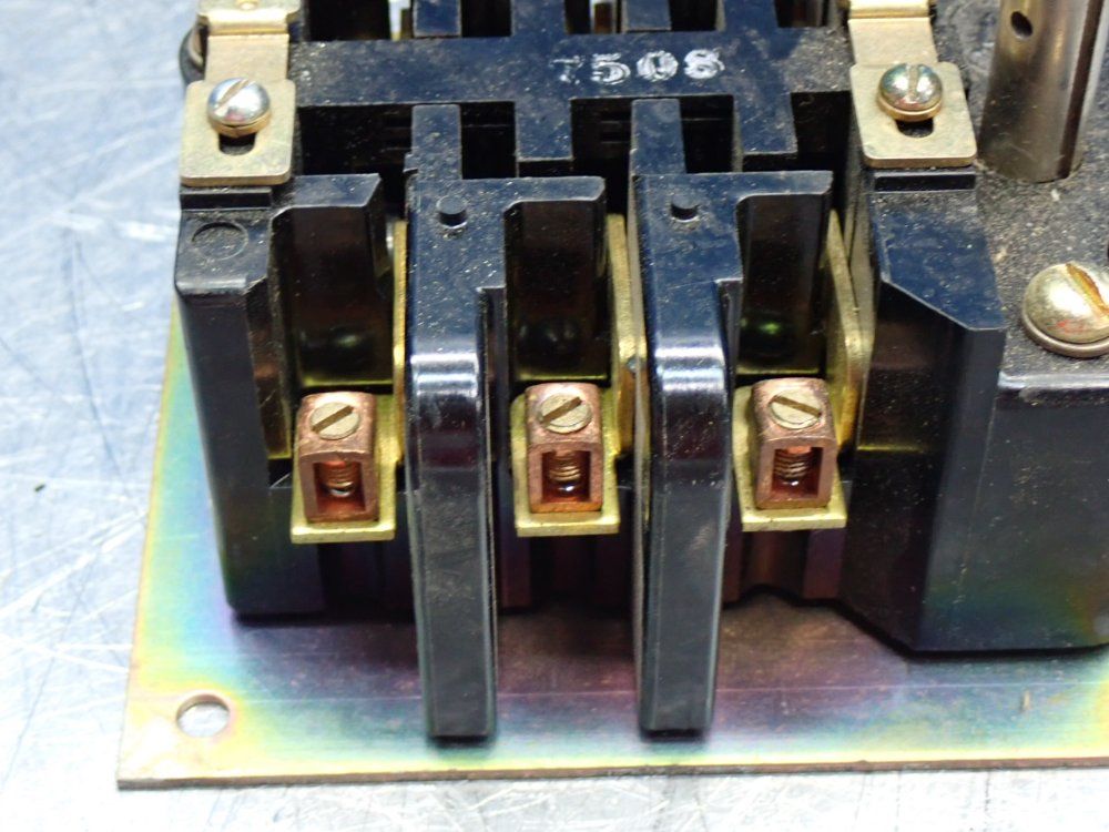 Arrow Hart Magnetic Contactor - Rad-130-u