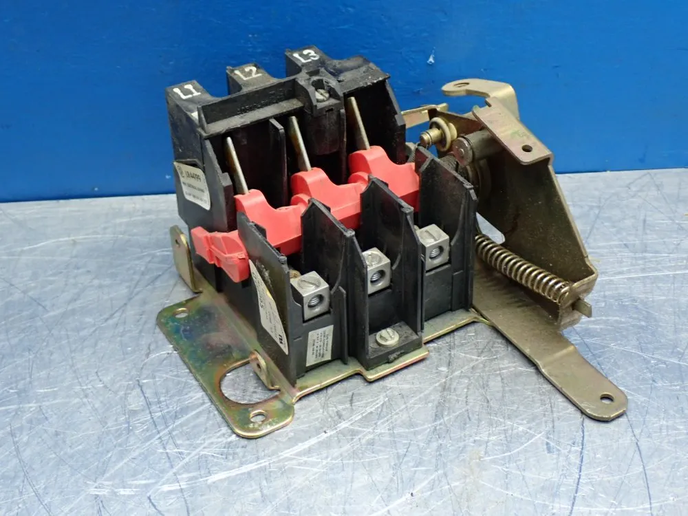 Square D Disconnect Switch - 9422