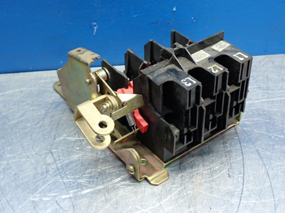 Square D Disconnect Switch - 9422