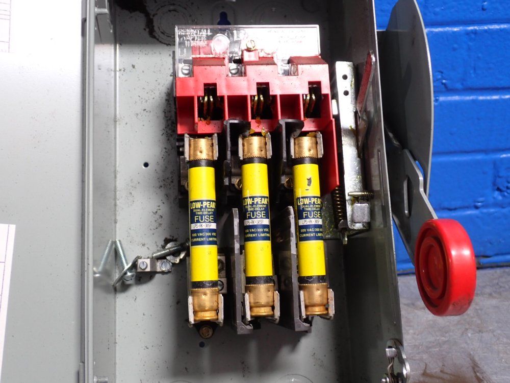 Eaton 30 A Heavy Duty Switch