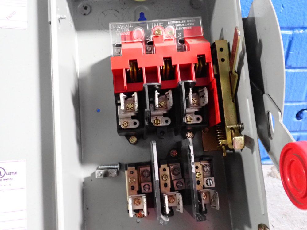 Eaton 30 A Heavy Duty Switch