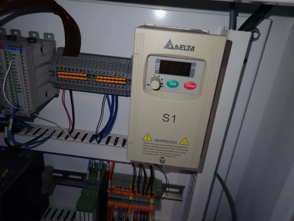 Hfa Conveyors 18" X 135" Powered Conveyor System