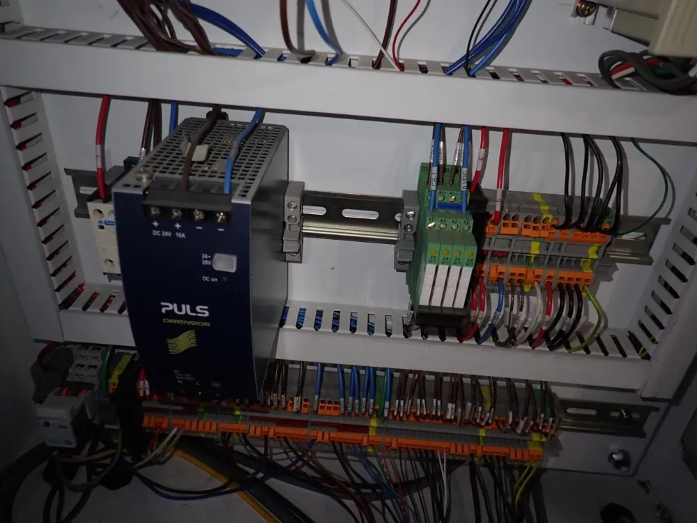 Hfa Conveyors 18" X 135" Powered Conveyor System