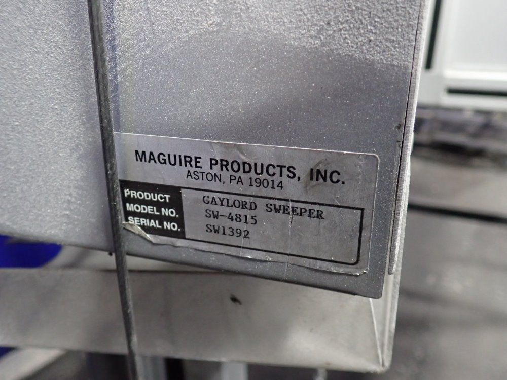 Maguire Products Gaylord Sweeper - Sw-4815