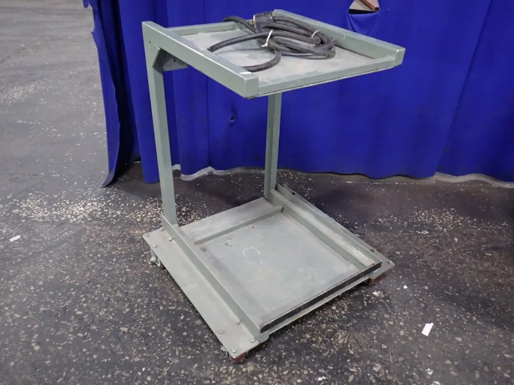19 1/2" X 22" Stand