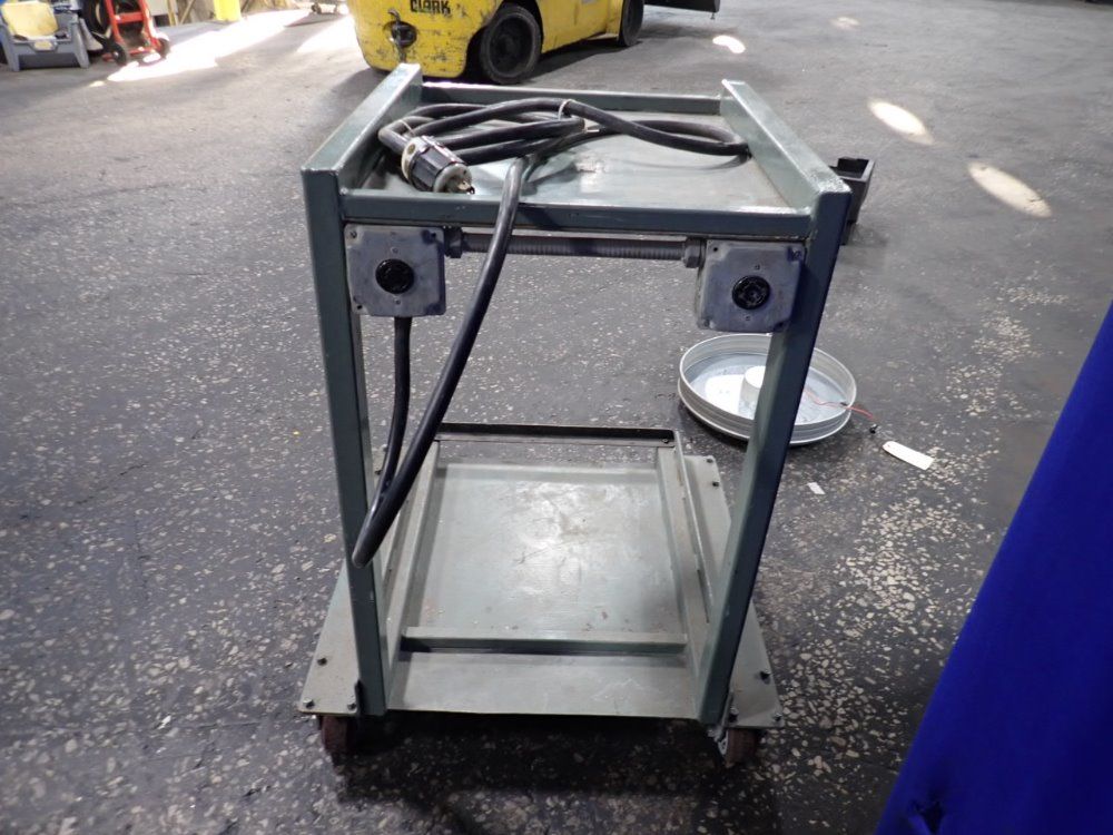 19 1/2" X 22" Stand