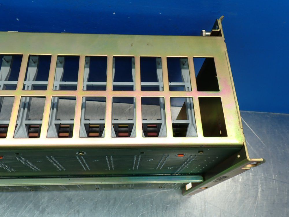 Allen Bradley Universal Input/output Chassis - 1771-a3b1