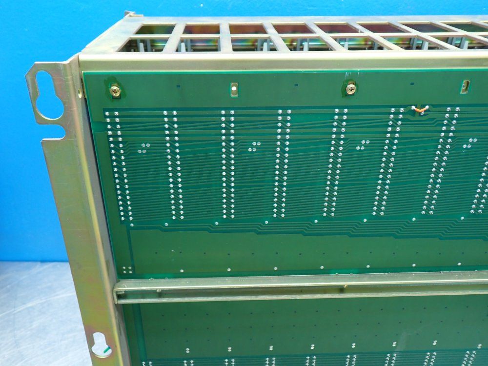 Allen Bradley Universal Input/output Chassis - 1771-a3b1