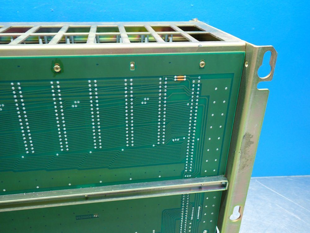 Allen Bradley Universal Input/output Chassis - 1771-a3b1