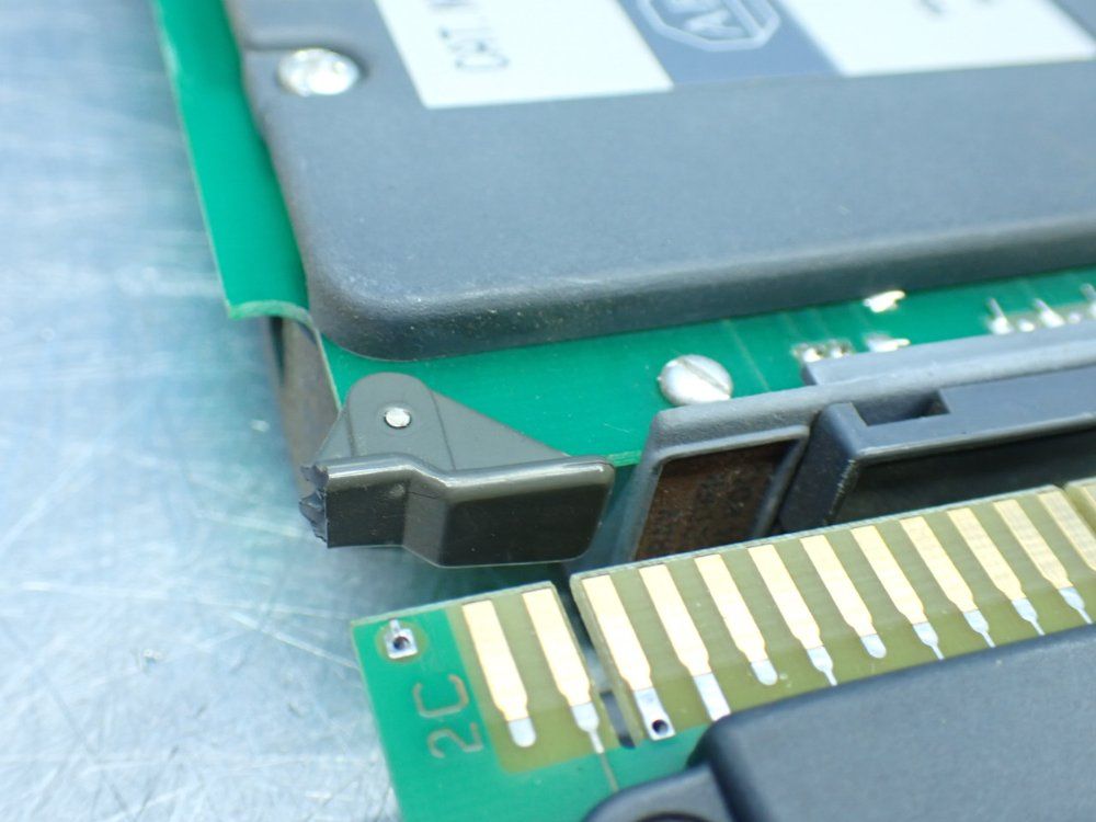 Allen-bradley 2 Gray Encoder Input Modules - 1771-dl