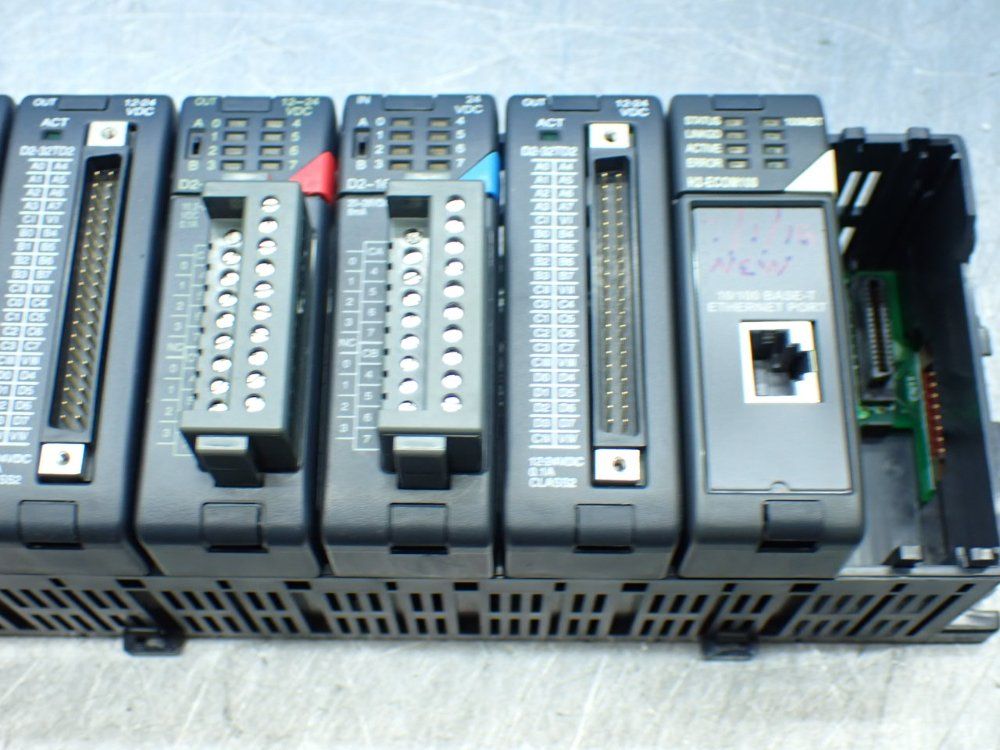 Koyo Directlogic 205 Plc Assembly. D2-32nd3, D2-32td2, H2-ecom100 - D2-260