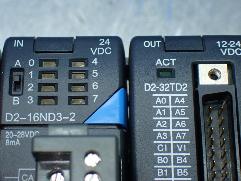 Koyo Directlogic 205 Plc Assembly. D2-32nd3, D2-32td2, H2-ecom100 - D2-260
