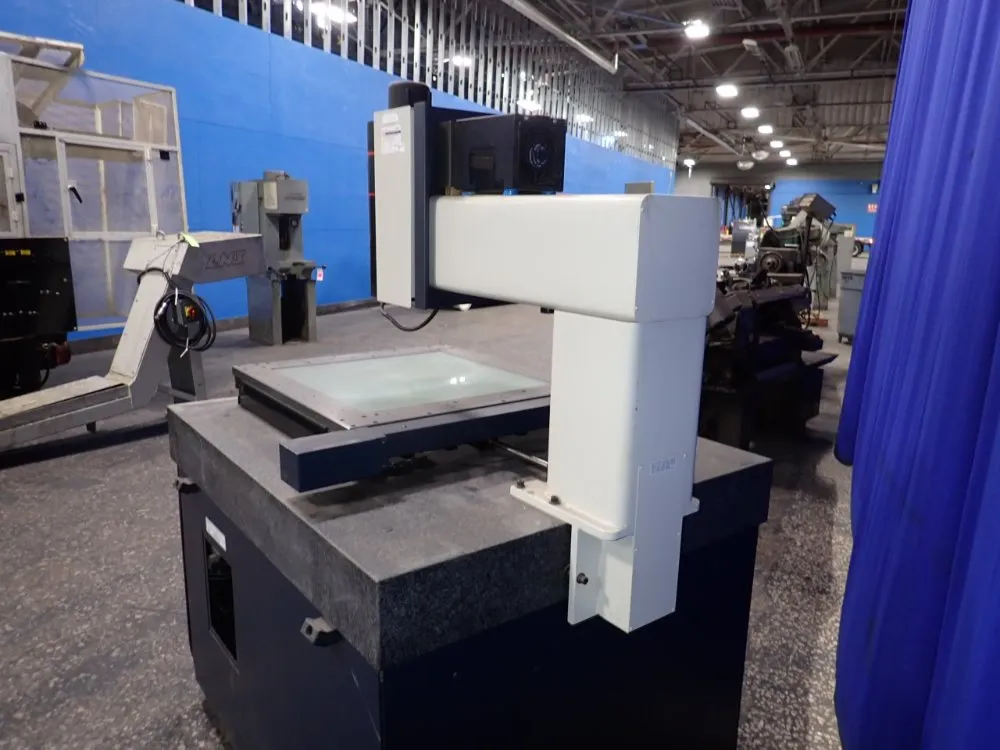 Optical Gaging Products Inc 21 1/2" X 21 1/2" Video Measuring System - Avant 400 Zip