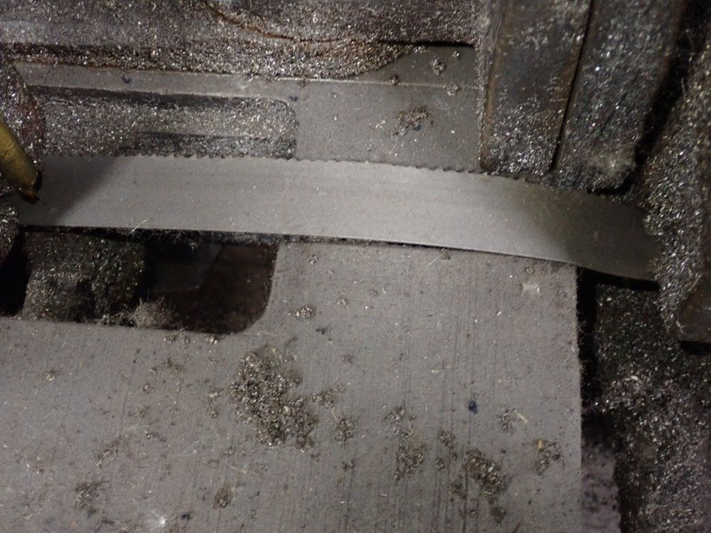 Wellsaw 10" X 16" Horizontal Bandsaw - 1016