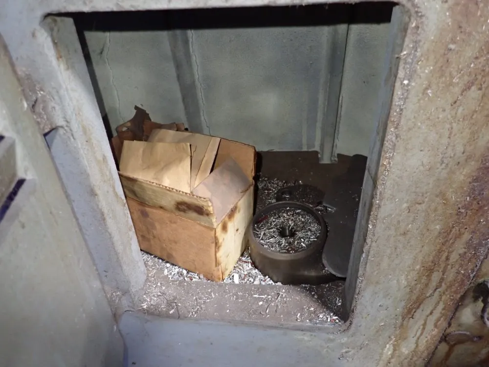 Bridgeport 9" X 42" Vertical Mill With Digital Readout