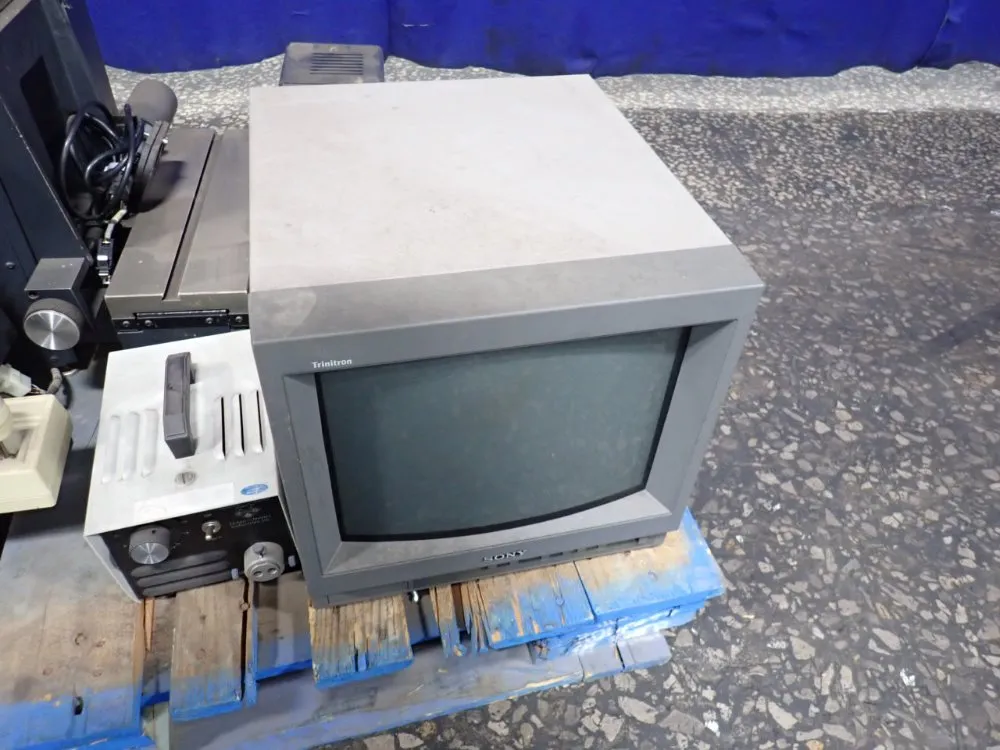 Optical Gaging Products Inc 14" Optical Comparator - Oq 14a