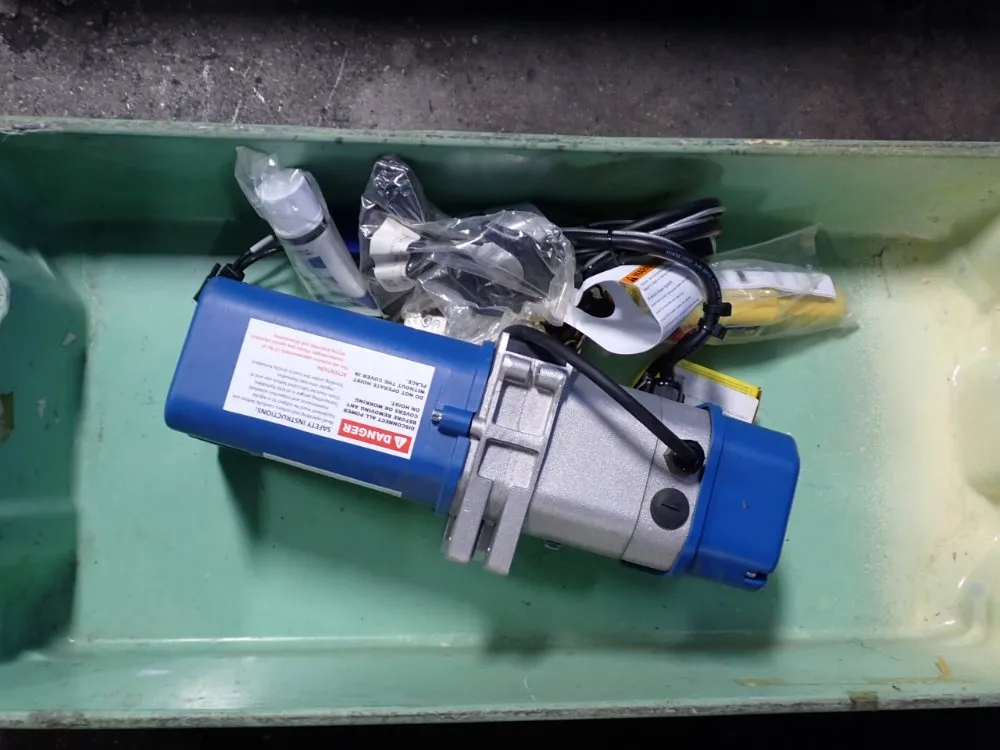 Gorbel 1/2 Ton Electric Chain Hoist - 54