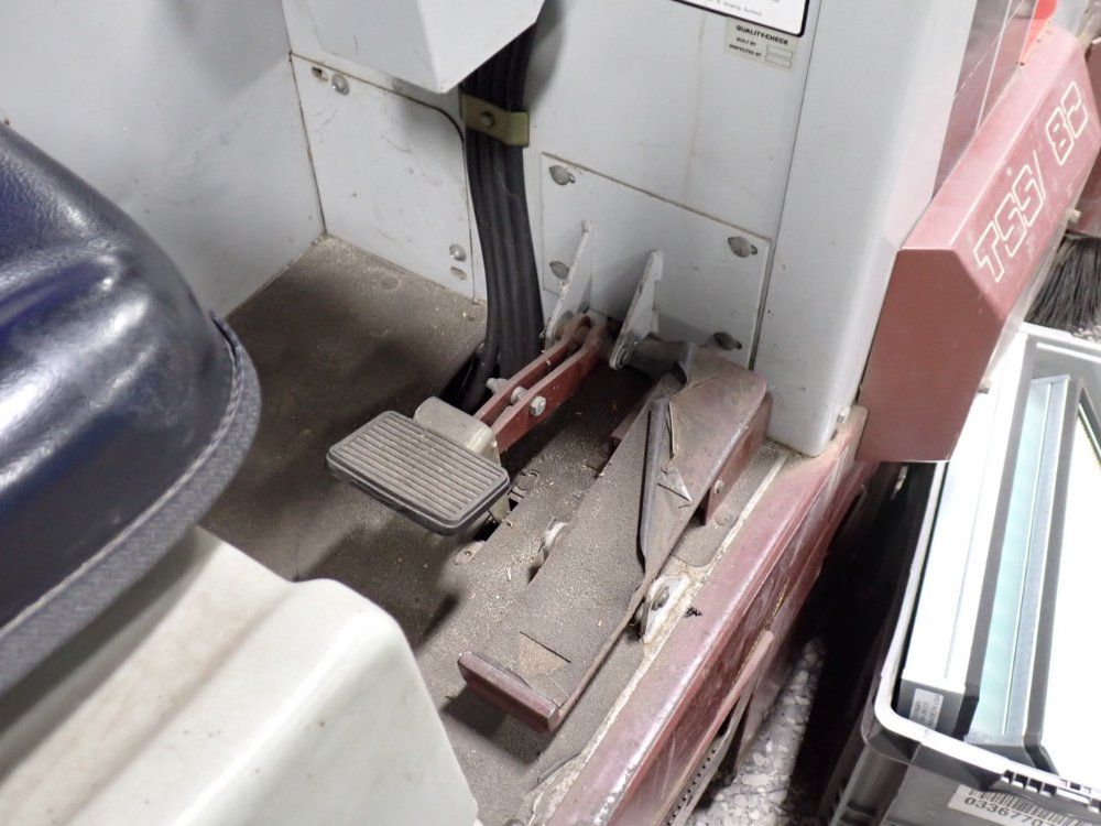 Powerboss Floor Sweeper - Tss/82