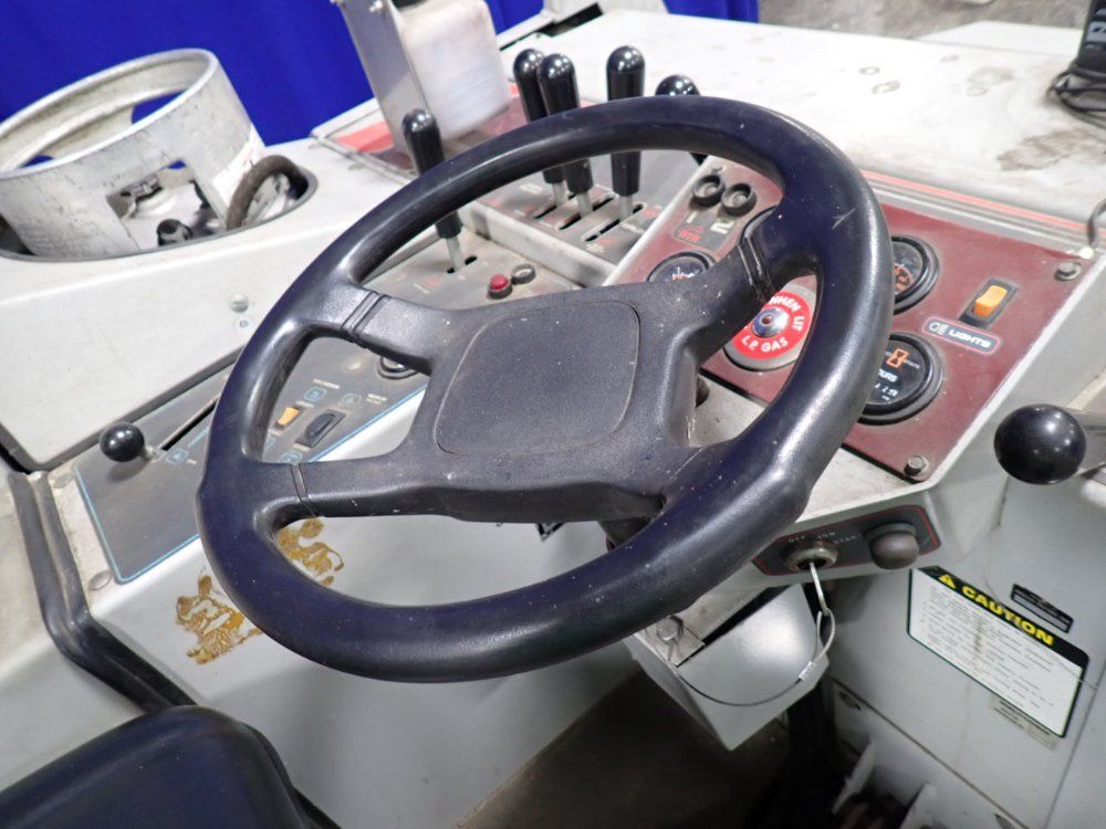 Powerboss Floor Sweeper - Tss/82