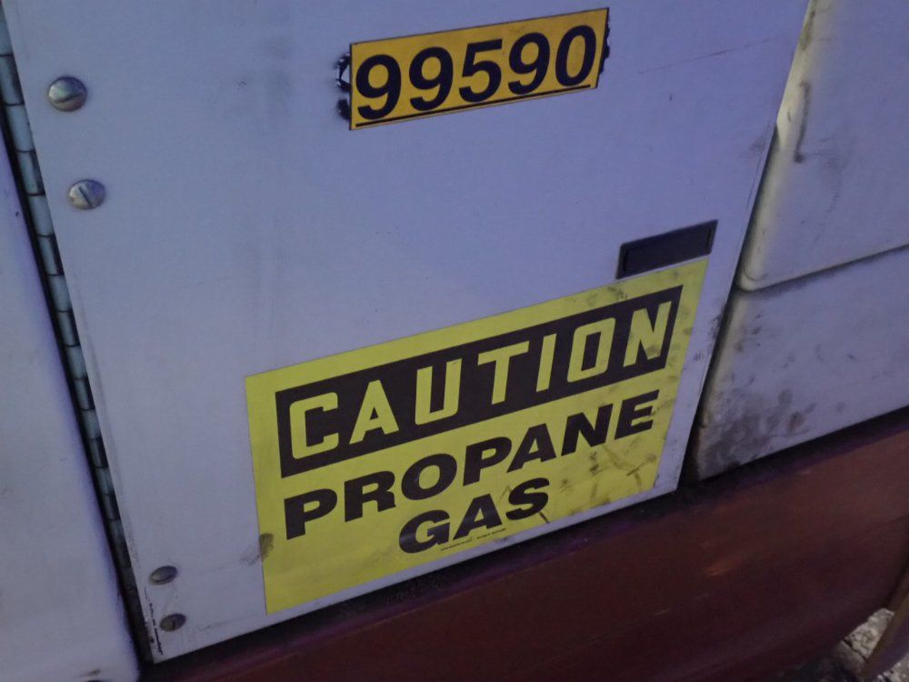 Powerboss Floor Sweeper - Tss/82