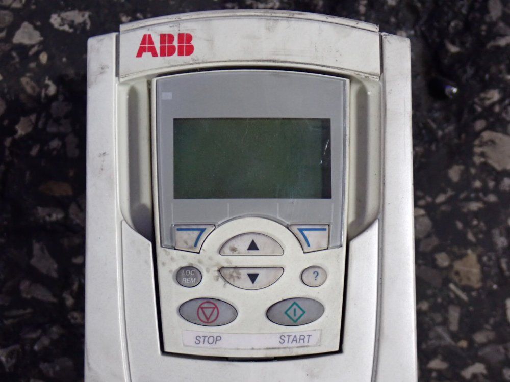 ABB Variable Frequency Drive (vfd) - Acs550-u1-012a-4 | HGR*24