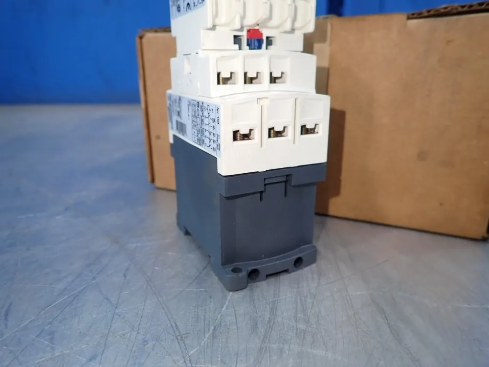 Telemecanique Contact Block - Ladn22