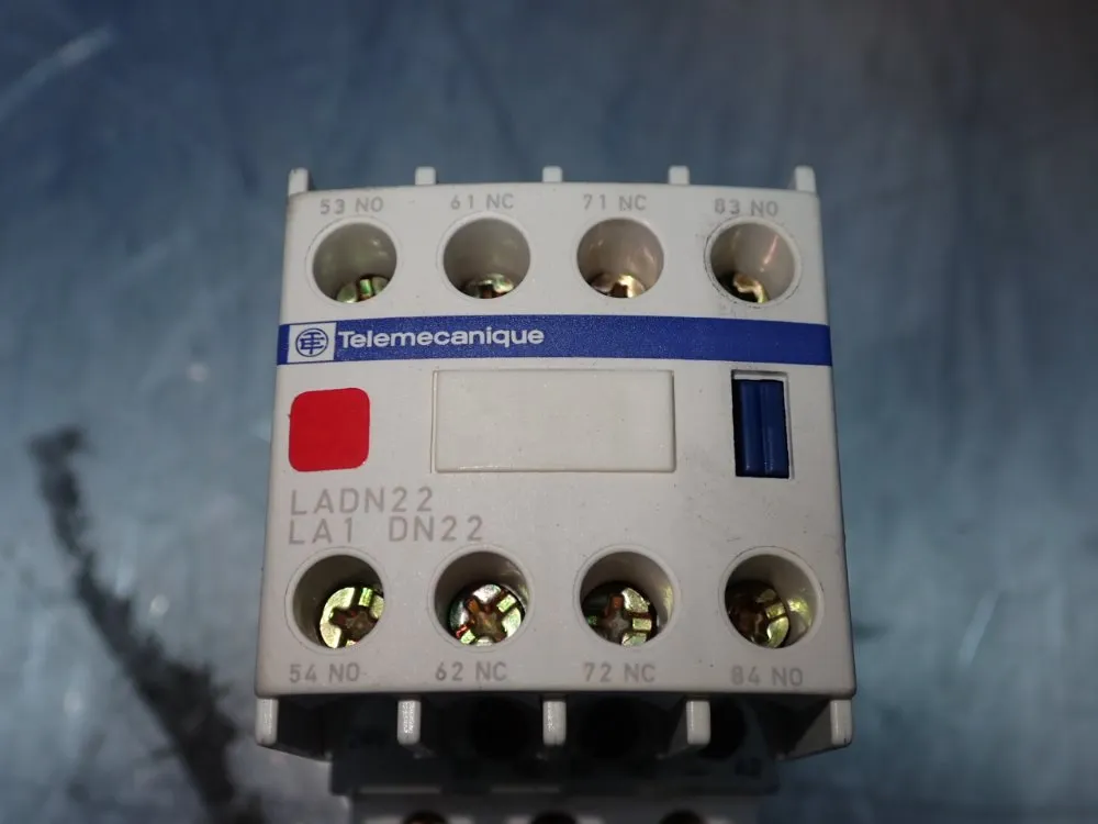 Telemecanique Contact Block - Ladn22