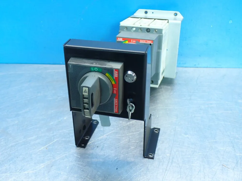 Abb Molded Case Circuit Breaker Tmax-t2h-100 + 703-8325 Disconnect Handle, 2pcs - Tmax-t2h-100