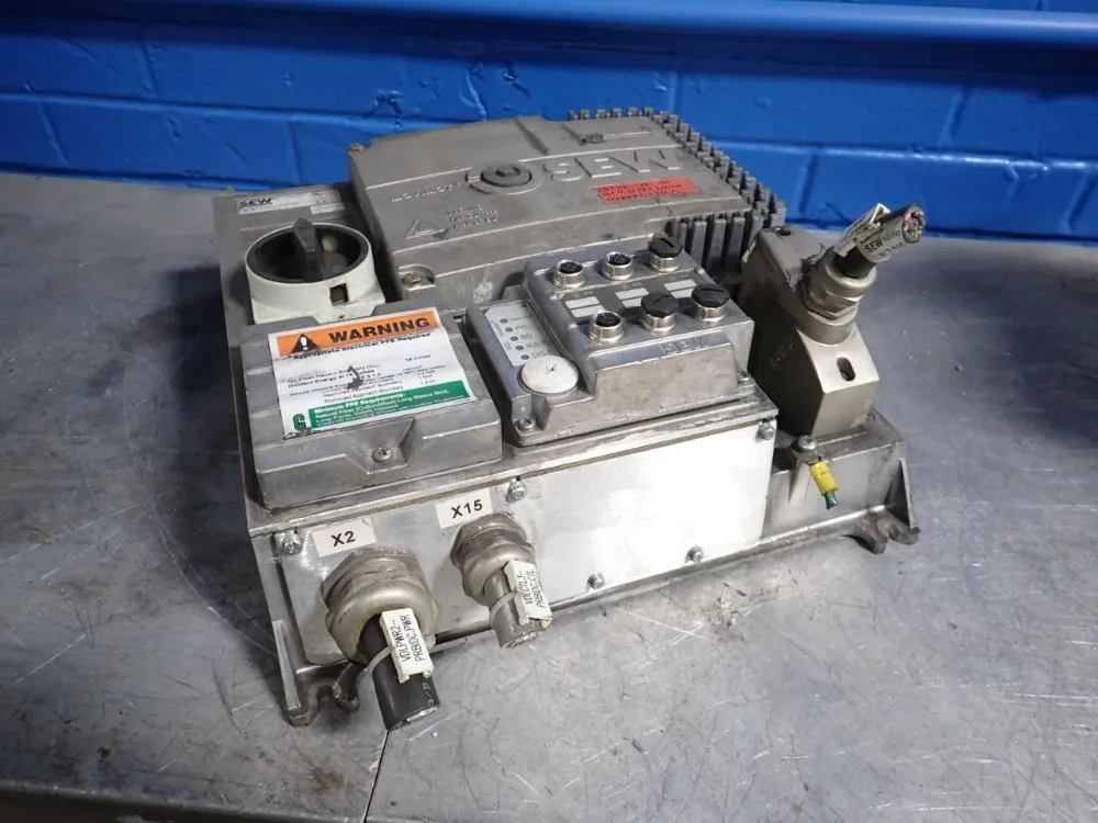 Sew Eurodrive Frequency Inverter - Mqd32a/mm30c/z38go/agb3