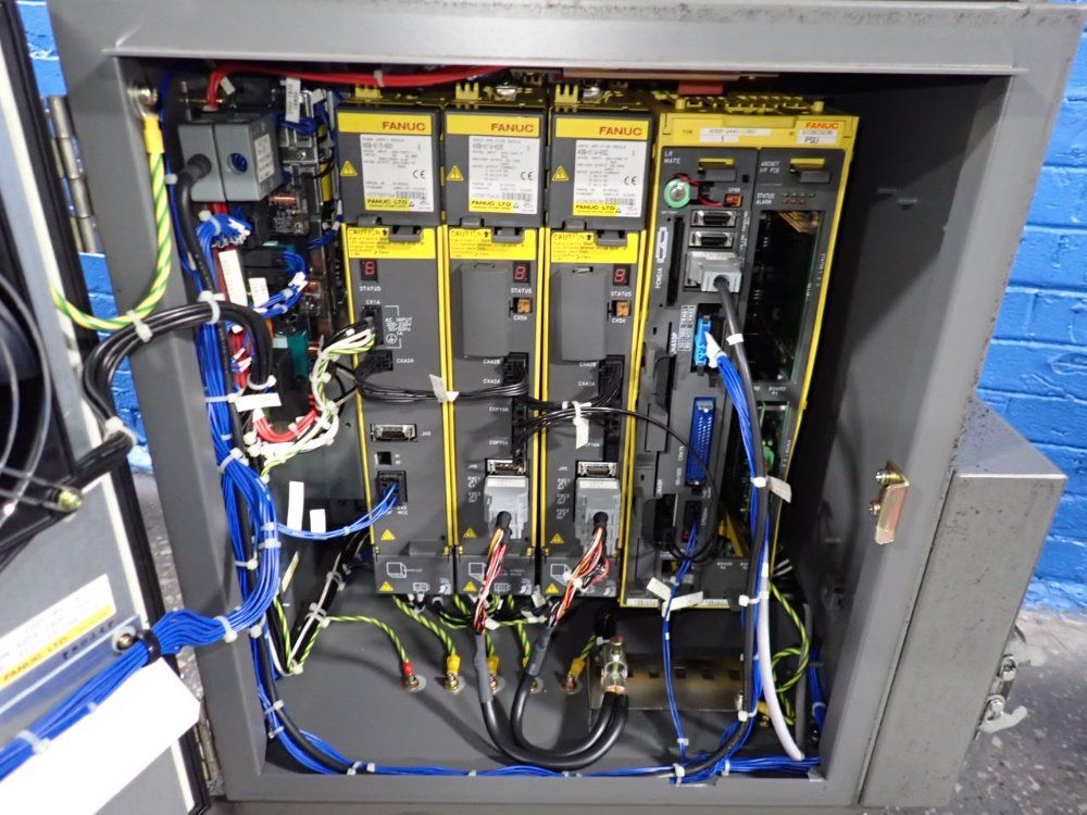 Fanuc Robot Controller - A05b-2444-b050