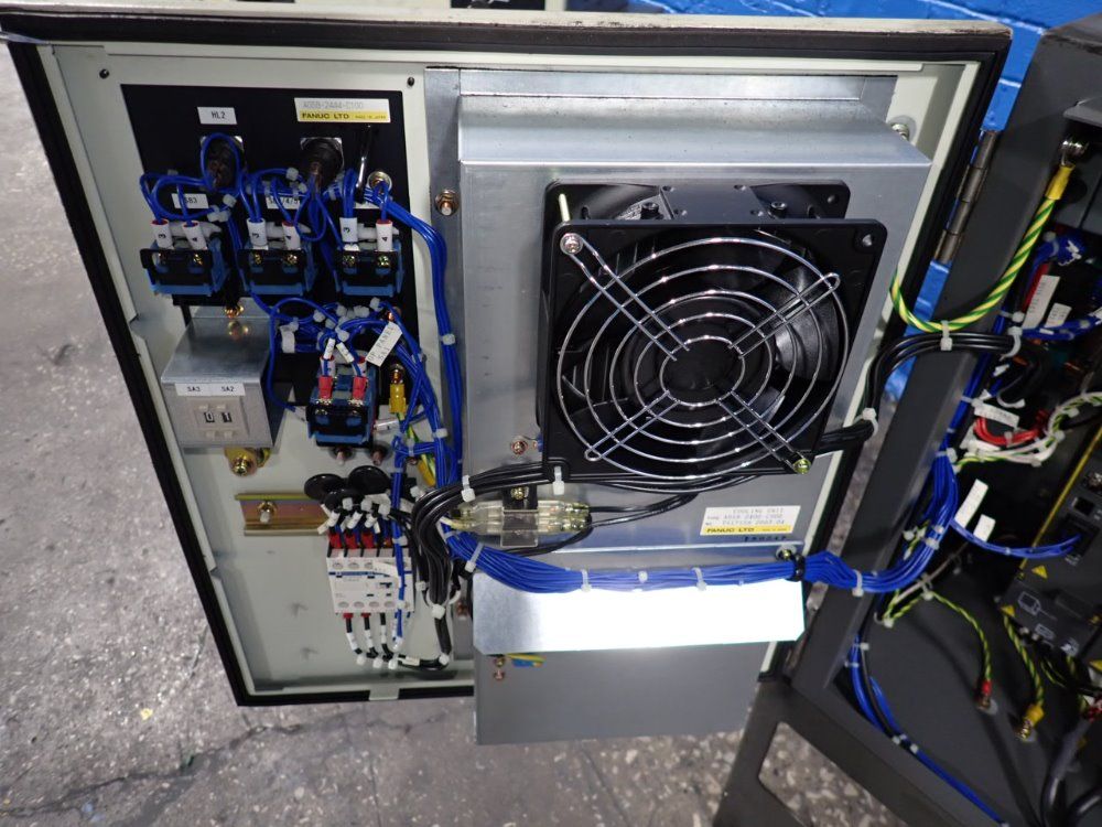 Fanuc Robot Controller - A05b-2444-b050