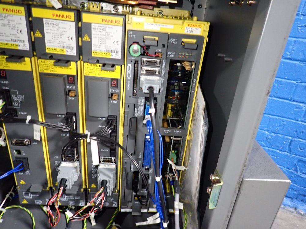 Fanuc Robot Controller - A05b-2444-b050
