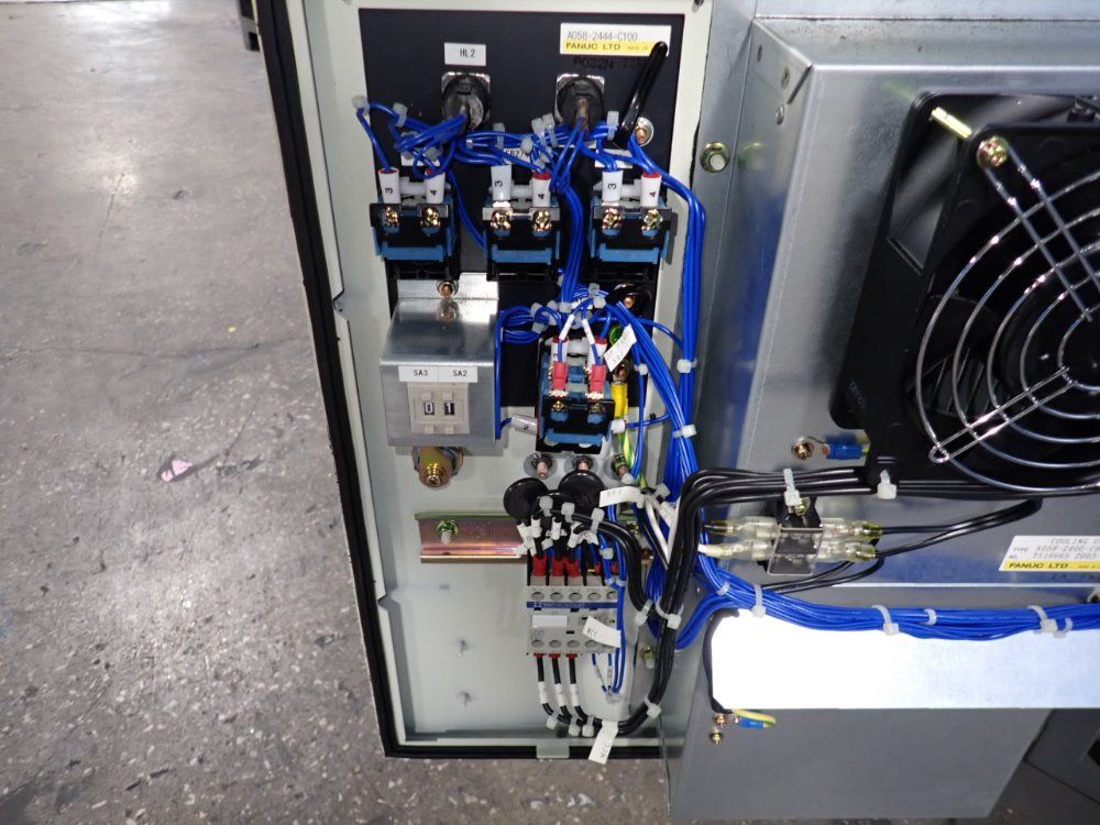 Fanuc Robot Controller - A05b-2444-b050