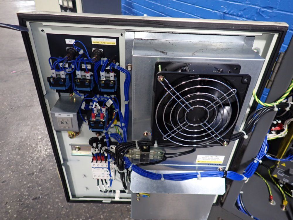 Fanuc Robot Controller - A05b-2444-b050