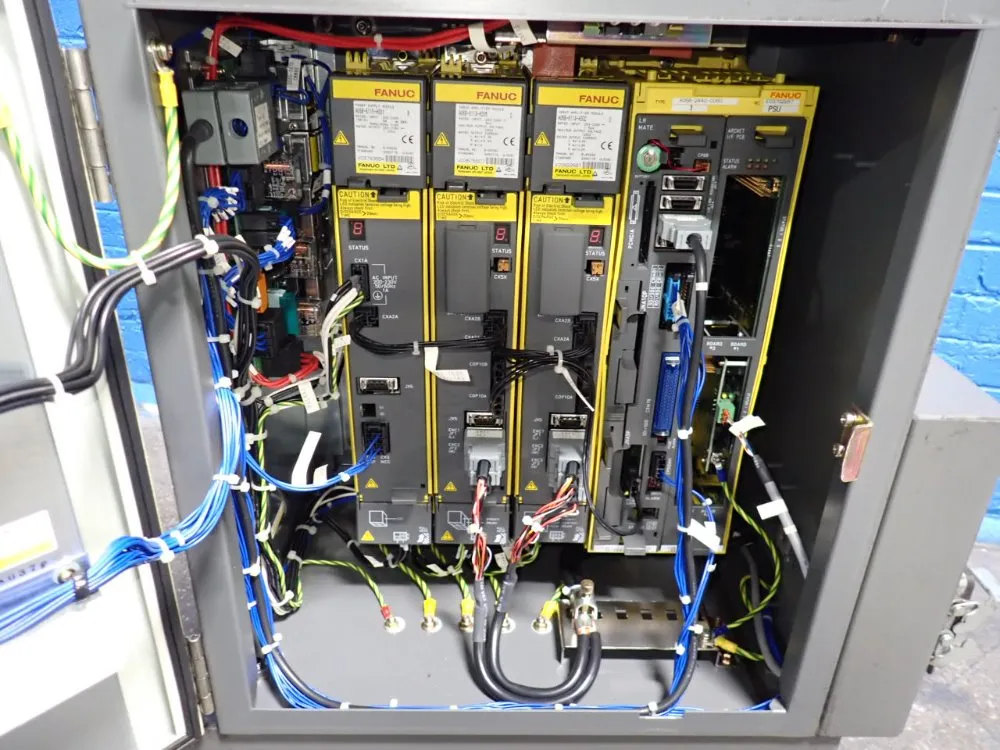 Fanuc Robot Controller - A05b-2444-b050