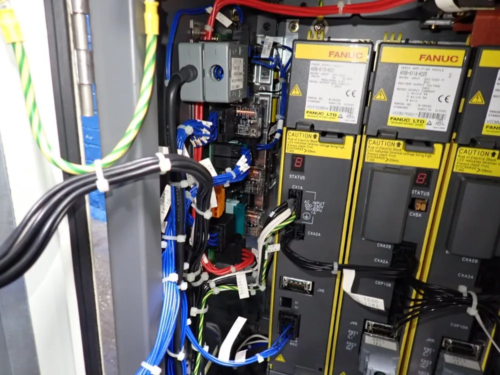 Fanuc Robot Controller - A05b-2444-b050