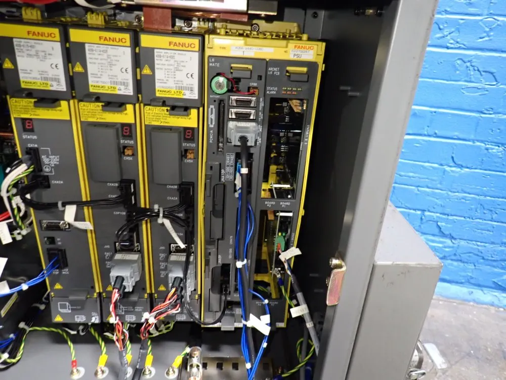 Fanuc Robot Controller - A05b-2444-b050