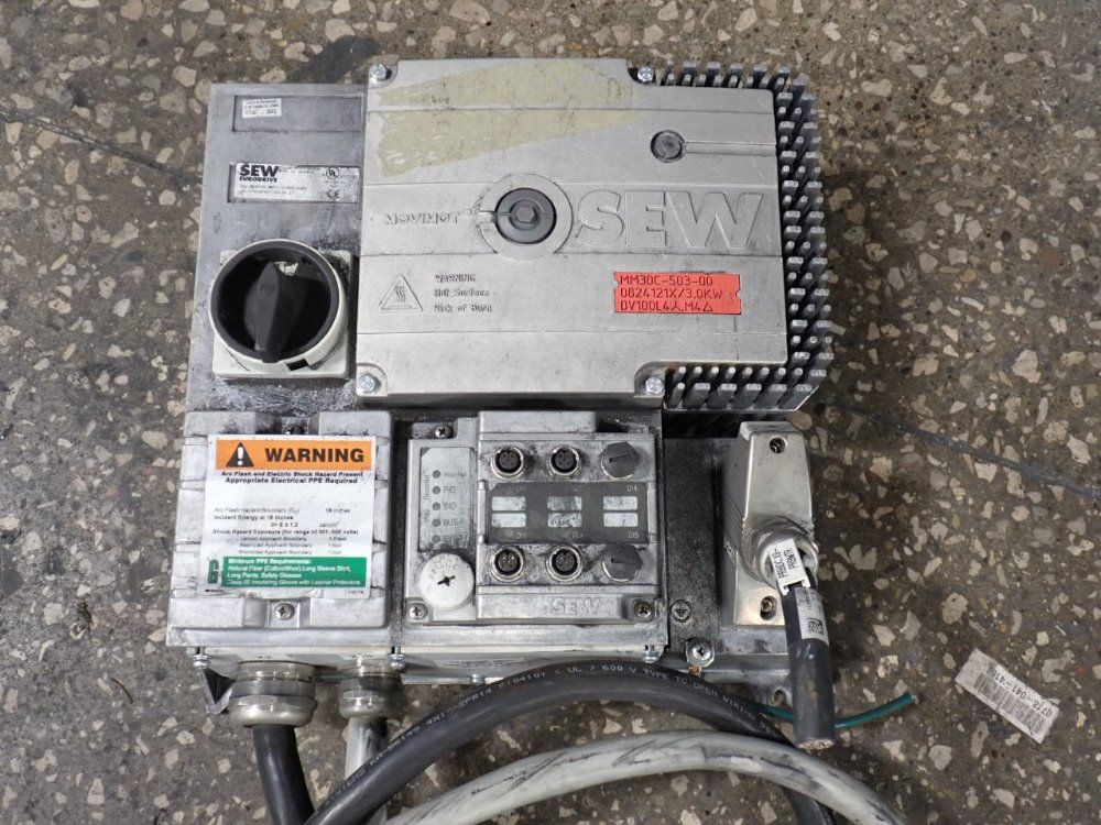 Sew Eurodrive Frequency Converter - Mqd32a/mm30c/z38g0/agb1