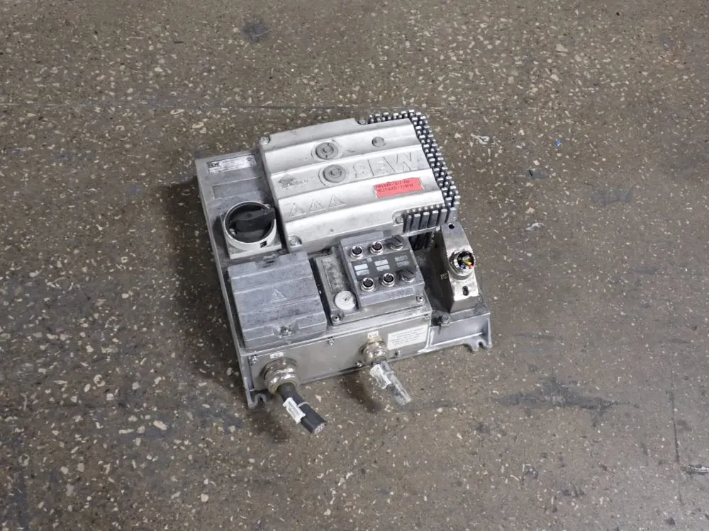 Sew Eurodrive Frequency Converter - Mqd32a/mm30d/z38g0/agb1