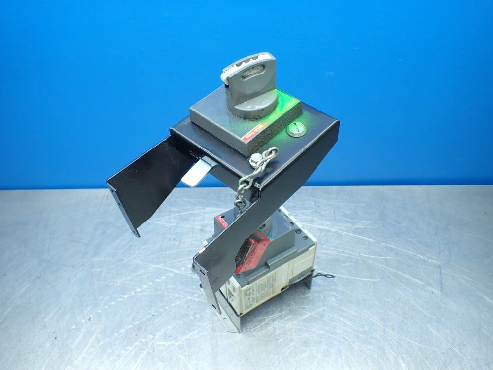 Abb 3-pole Molded Case Circuit Breaker - Tmax T2h 100