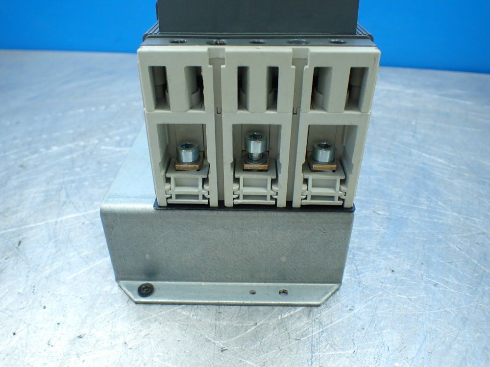 Abb 3-pole Molded Case Circuit Breaker - Tmax T2h 100