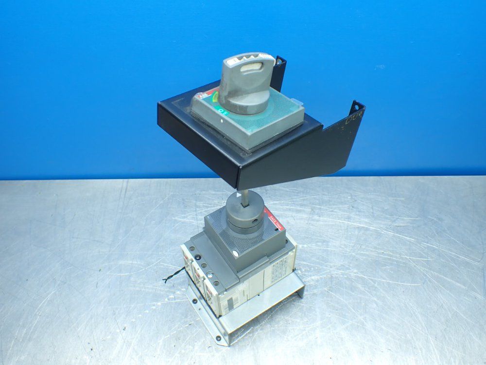 Abb 3-pole Molded Case Circuit Breaker - Tmax T2h 100