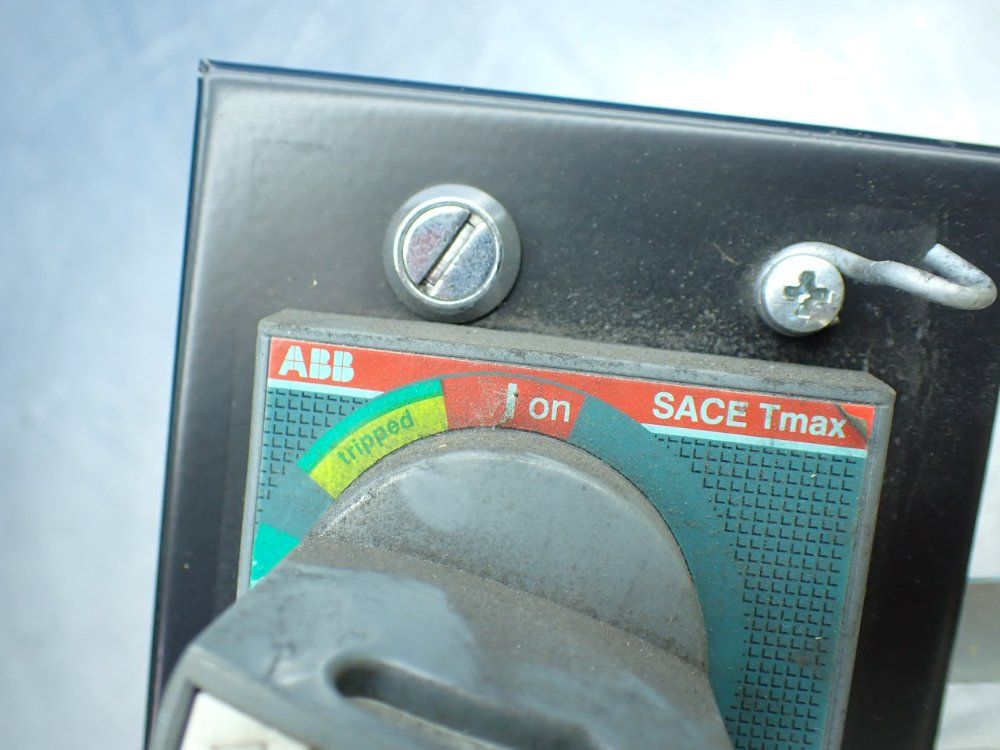 Abb 3-pole Molded Case Circuit Breaker - Tmax T2h 100